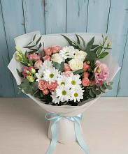 Букет цветов из:  Розы, Лизиантусы и Хризантемы в Стрелке