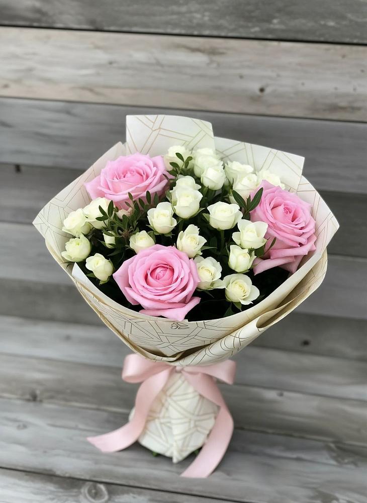 Букет цветов из: Розы в Стрелке