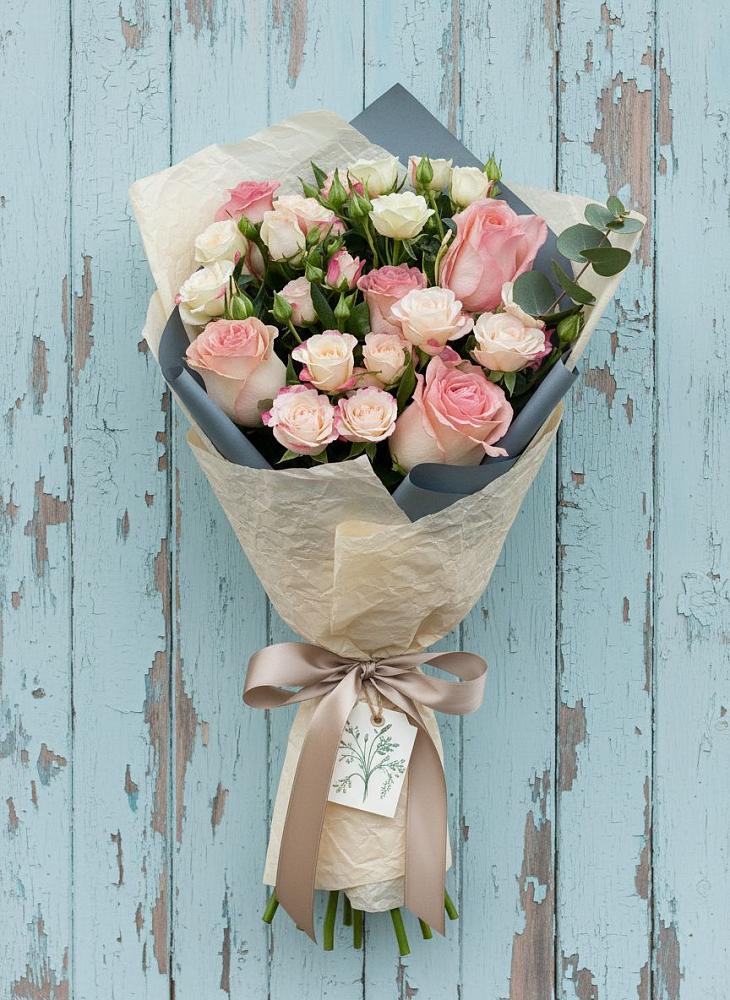 Букет цветов из: Розы в Стрелке