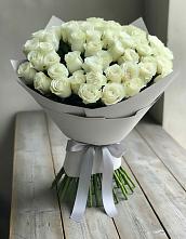 Букет 35 Белых роз в Стрелке