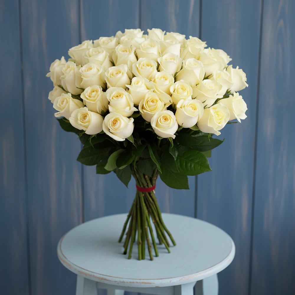 Букет 51 Белая роза Эдлесс Лав в Стрелке
