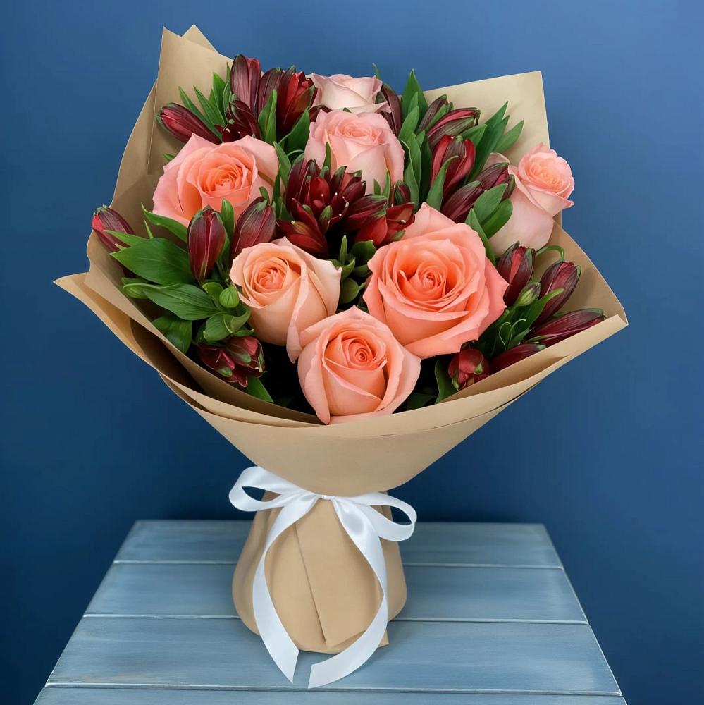 Букет цветов из: Розы и Альстромерии в Стрелке