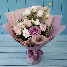 Букет цветов из:  Розы и Лизиантусы #REPLACE_PRED# Стрелке