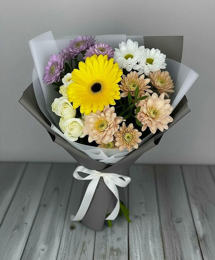 Букет цветов из: Розы, Герберы и Хризантемы в Стрелке