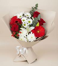 Букет цветов из:  Розы, Хризантемы, Герберы и Лилии в Стрелке