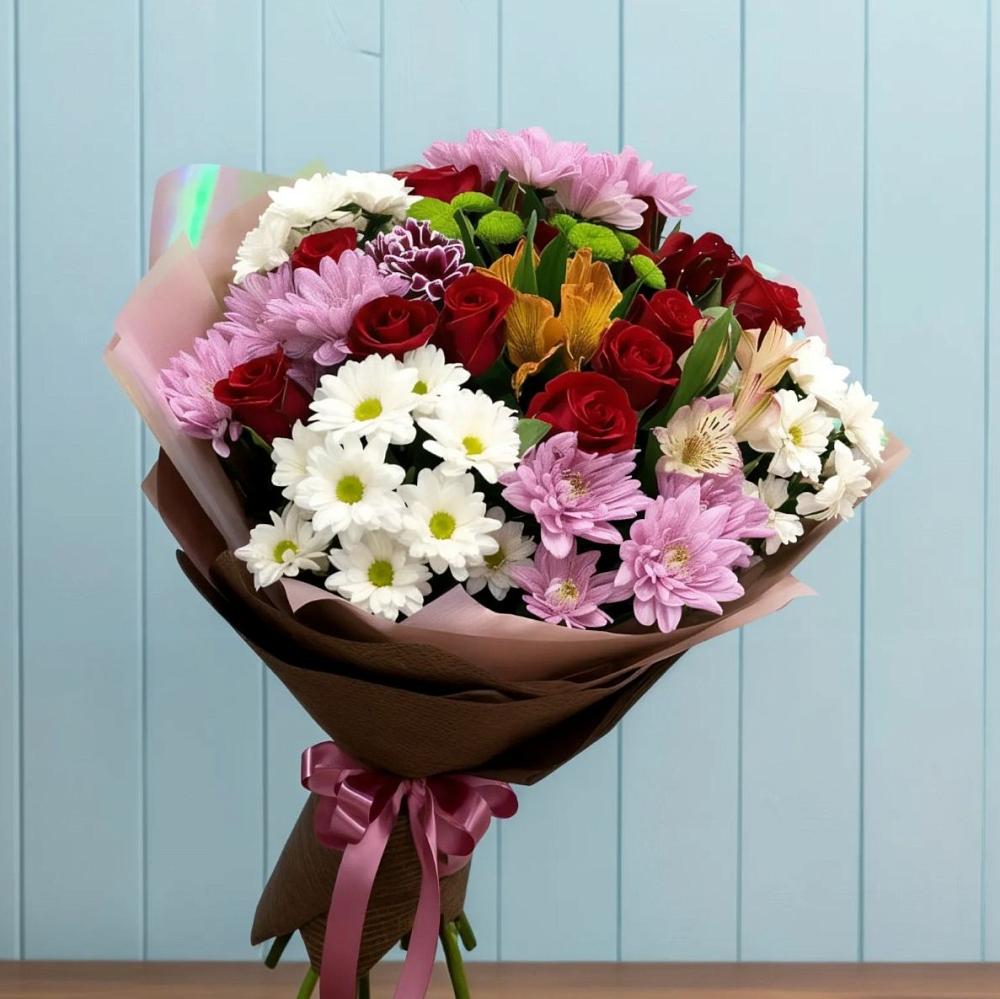 Букет цветов из: Розы, Хризантемы и Альстромерии в Стрелке