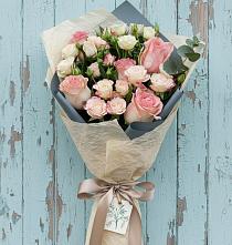 Букет цветов из:  Розы #REPLACE_PRED# Стрелке