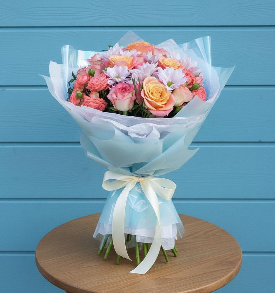 Букет цветов из: Хризантемы и Розы в Стрелке