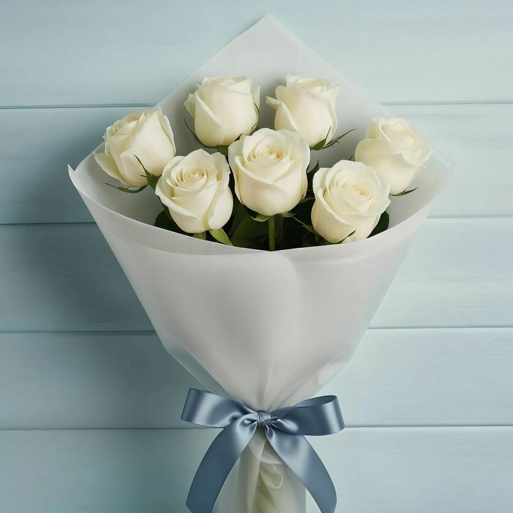 Букет 7 Белых роз Эдлесс Лав в Стрелке