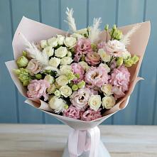 Букет цветов из:  Альстромерии и Розы в Стрелке