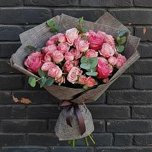 Букет цветов из:  Розы в Стрелке